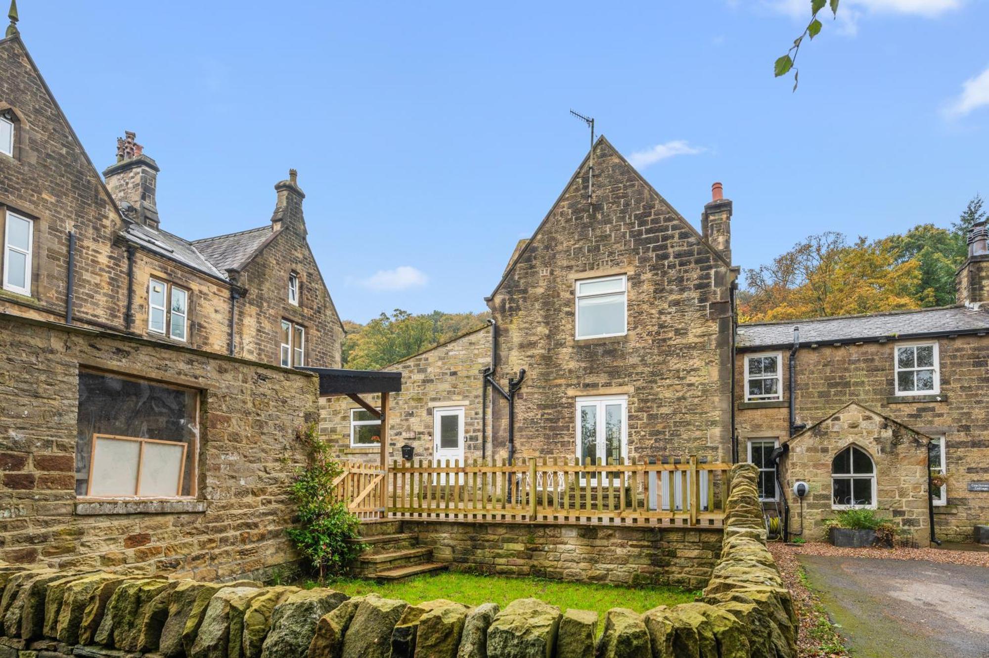 Villa Relax At Little Hawkcliffe à Steeton Extérieur photo